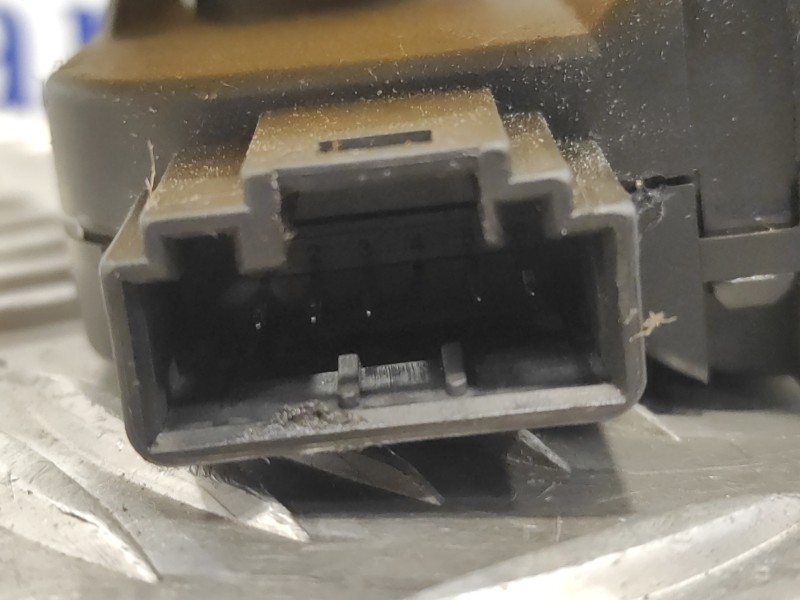 Recambio de motor trampilla para seat ibiza sc (6j1) 1.9 tdi referencia OEM IAM 0132801357  B4845