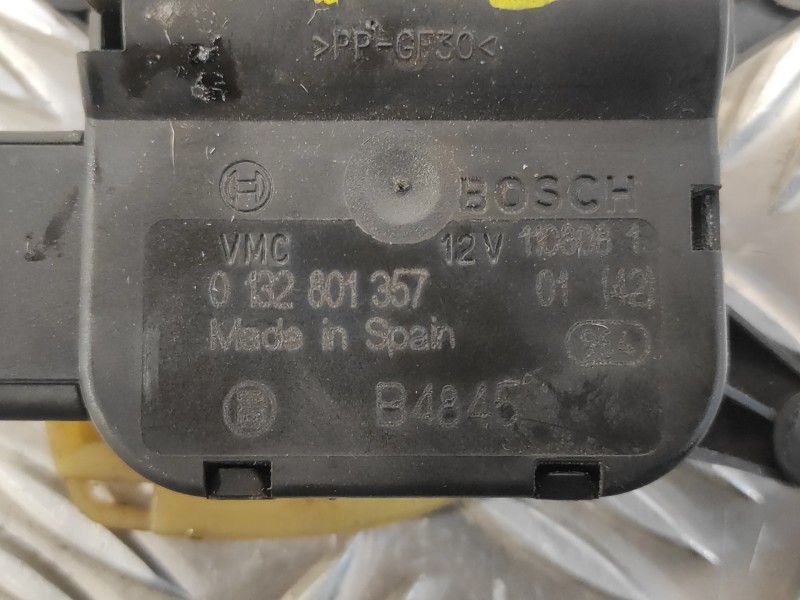 Recambio de motor trampilla para seat ibiza sc (6j1) 1.9 tdi referencia OEM IAM 0132801357  B4845