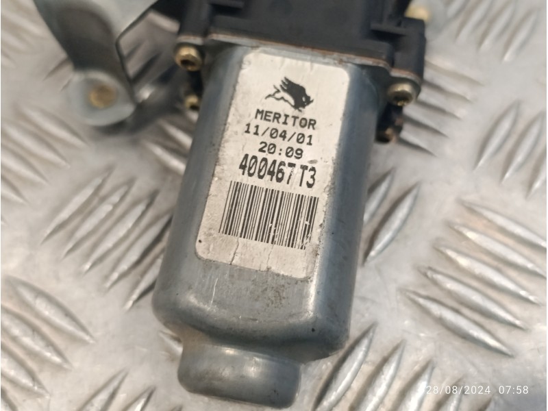 Recambio de elevalunas delantero izquierdo para renault scenic (ja..) 1.9 dti diesel referencia OEM IAM 400467T3  