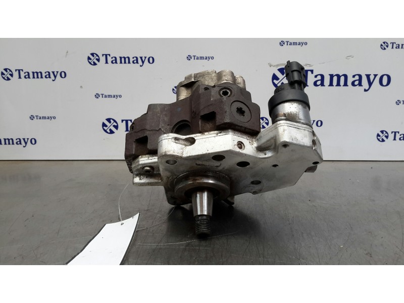 Recambio de bomba inyeccion para renault megane ii classic berlina referencia OEM IAM 8200108225  0445010075