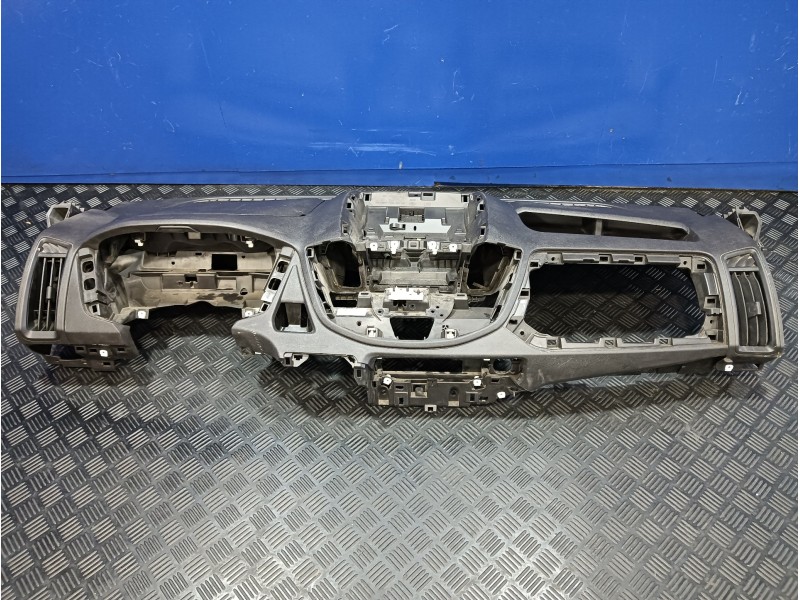 Recambio de salpicadero para ford transit kastenwagen (ttg) referencia OEM IAM   