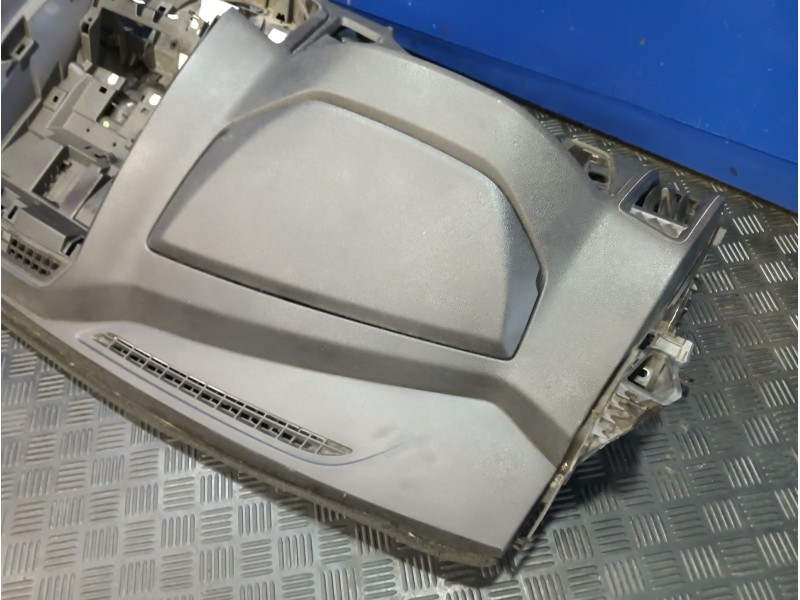 Recambio de salpicadero para ford transit kastenwagen (ttg) referencia OEM IAM   