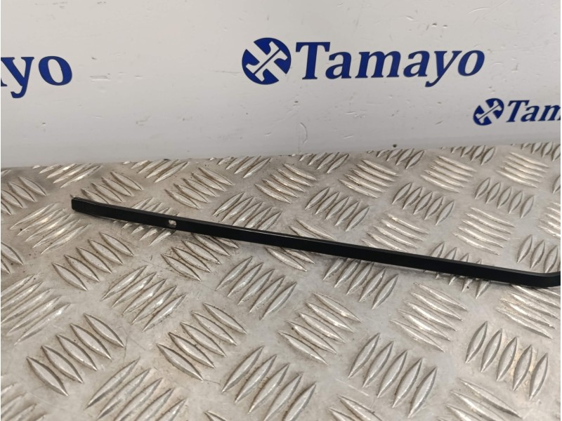 Recambio de brazo limpia delantero derecho para smart forfour eq referencia OEM IAM 288866123R  A4538200244