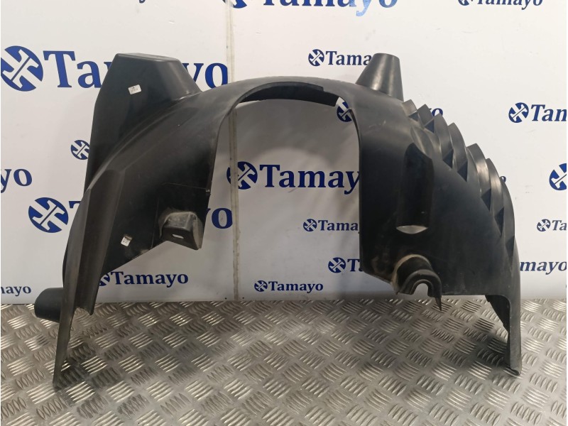 Recambio de plastico paso rueda trasero derecho para smart forfour eq referencia OEM IAM 767481470R  