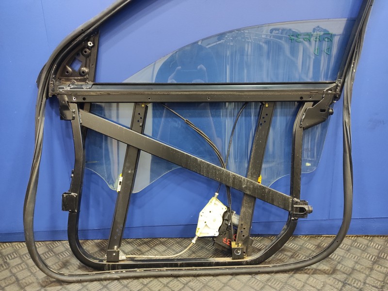 Recambio de elevalunas delantero derecho para volkswagen touareg (7l6) 2.5 tdi dpf referencia OEM IAM 7L0959702N 102237XXX 7L095