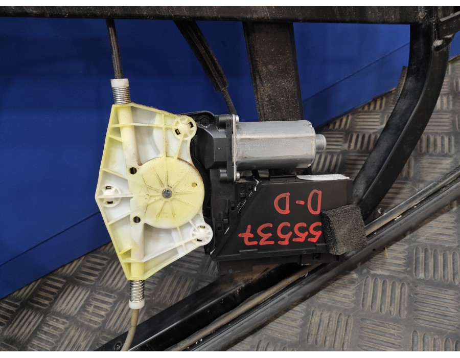 Recambio de elevalunas delantero derecho para volkswagen touareg (7l6) 2.5 tdi dpf referencia OEM IAM 7L0959702N 102237XXX 7L095