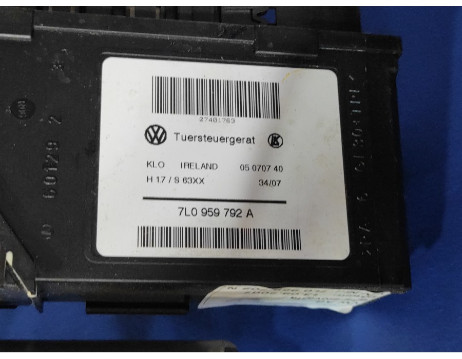 Recambio de elevalunas delantero derecho para volkswagen touareg (7l6) 2.5 tdi dpf referencia OEM IAM 7L0959702N 102237XXX 7L095