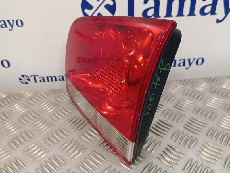 Recambio de piloto trasero derecho interior para volkswagen touareg (7la) 2.5 tdi referencia OEM IAM 7L6945260A  28268003