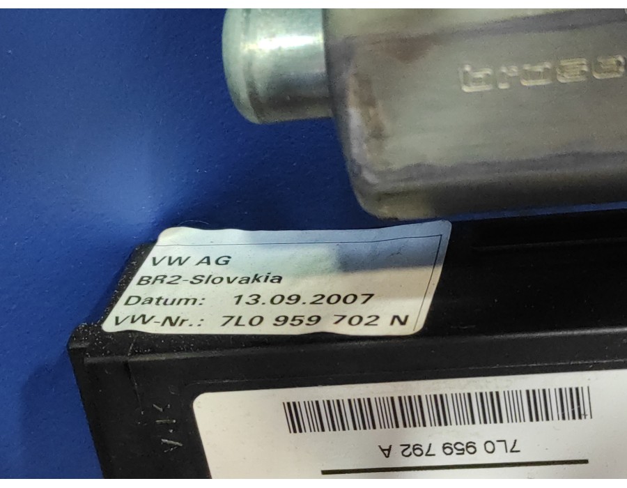 Recambio de elevalunas delantero derecho para volkswagen touareg (7l6) 2.5 tdi dpf referencia OEM IAM 7L0959702N 102237XXX 7L095