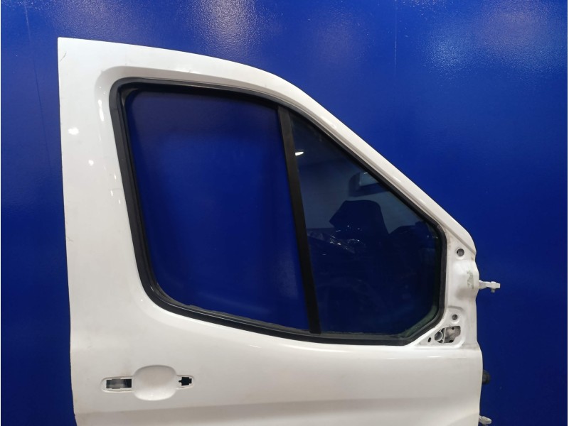 Recambio de puerta delantera derecha para ford transit kastenwagen (ttg) referencia OEM IAM   