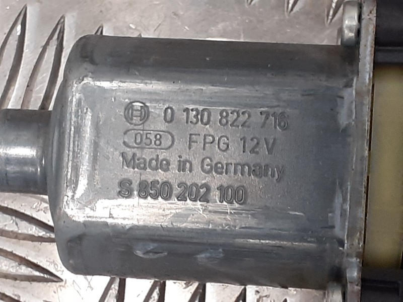 Recambio de elevalunas delantero derecho para seat leon (5f1) 1.6 tdi referencia OEM IAM 5F4837462D  