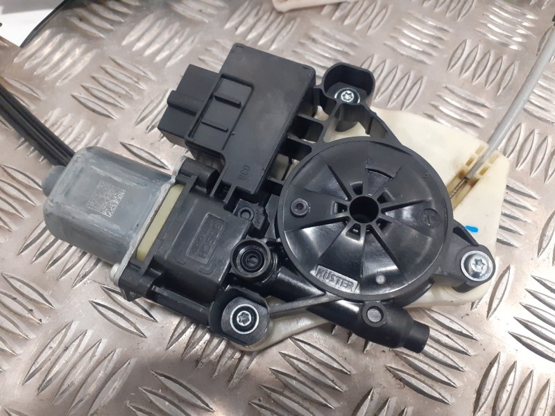 Recambio de elevalunas trasero derecho para seat leon (5f1) 1.6 tdi referencia OEM IAM 5F4839462 E850202016 130822724