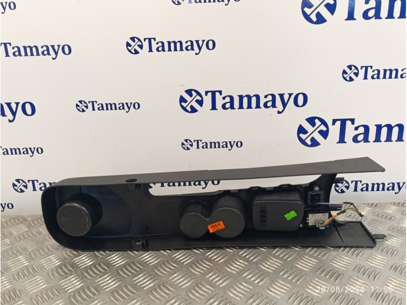 Recambio de apoyabrazos central para renault clio iv 1.5 dci diesel fap energy referencia OEM IAM 969103263R  