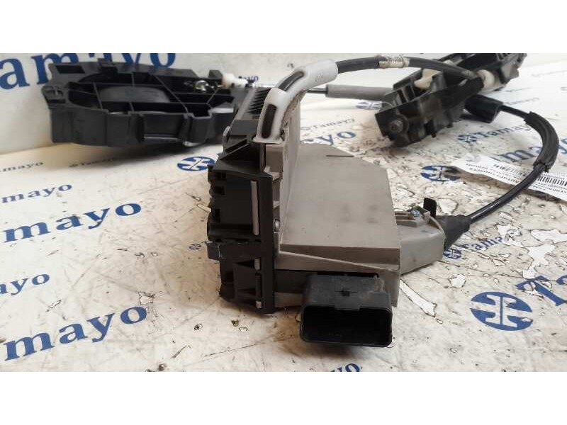 Recambio de cerradura puerta trasera derecha para peugeot 208 1.6 16v hdi fap referencia OEM IAM 9688080980  