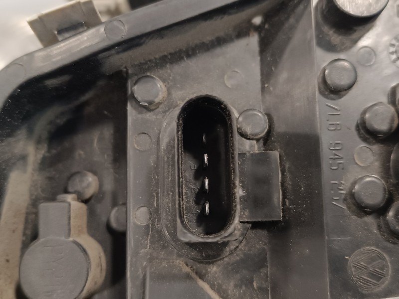 Recambio de piloto trasero izquierdo para volkswagen touareg (7la) 2.5 tdi referencia OEM IAM 7L6945095K 28259002 7L6945257