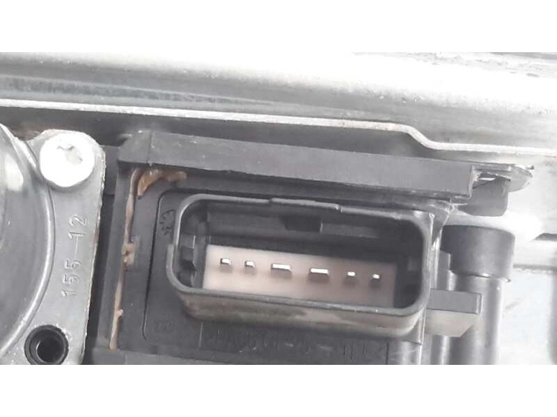 Recambio de elevalunas delantero derecho para peugeot 208 1.6 16v hdi fap referencia OEM IAM 9674254180  0130822696