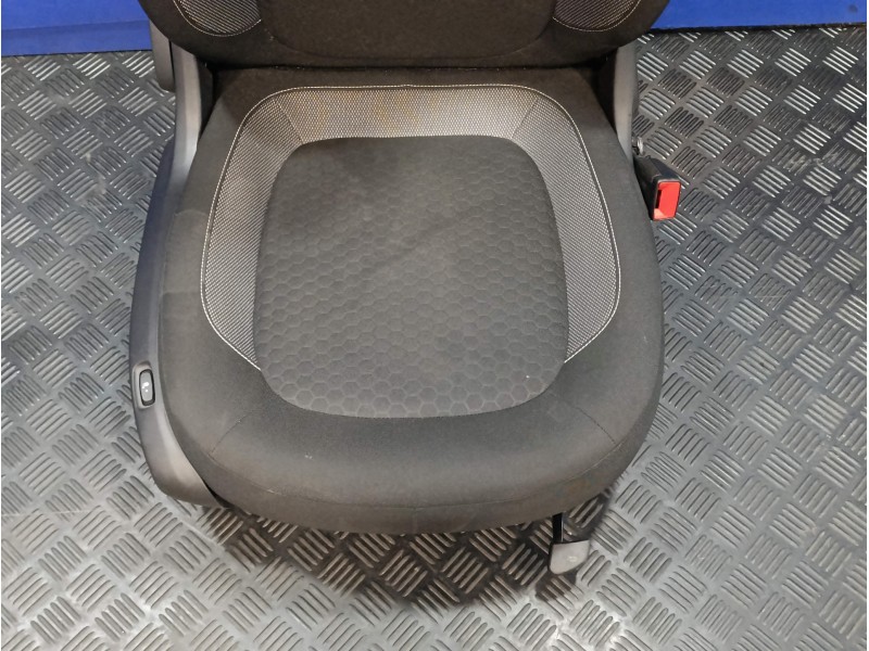 Recambio de asiento delantero derecho para smart forfour eq referencia OEM IAM   
