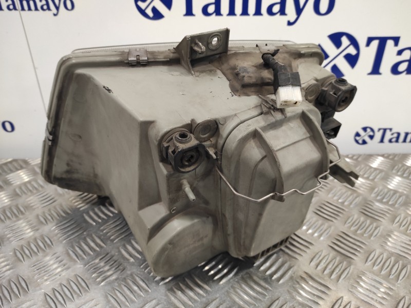 Recambio de faro derecho para mercedes-benz vito (w638) caja cerrada referencia OEM IAM   