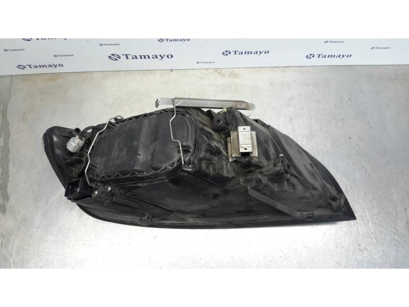 Recambio de faro izquierdo para volvo s40 berlina 2.4 cat referencia OEM IAM 30698636  0301198201