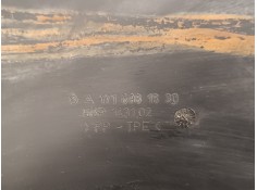 Recambio de plastico paso rueda delantero derecho para mercedes-benz clase slk (w171) roadster 1.8 cat referencia OEM IAM A17169 2