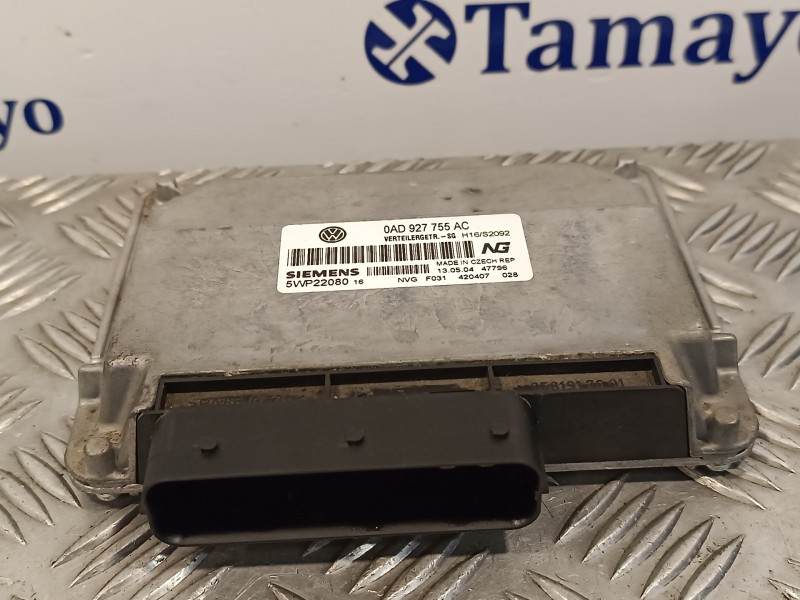 Recambio de centralita cambio automatico para volkswagen touareg (7la) 2.5 tdi referencia OEM IAM 0AD927755AC  5WP22080