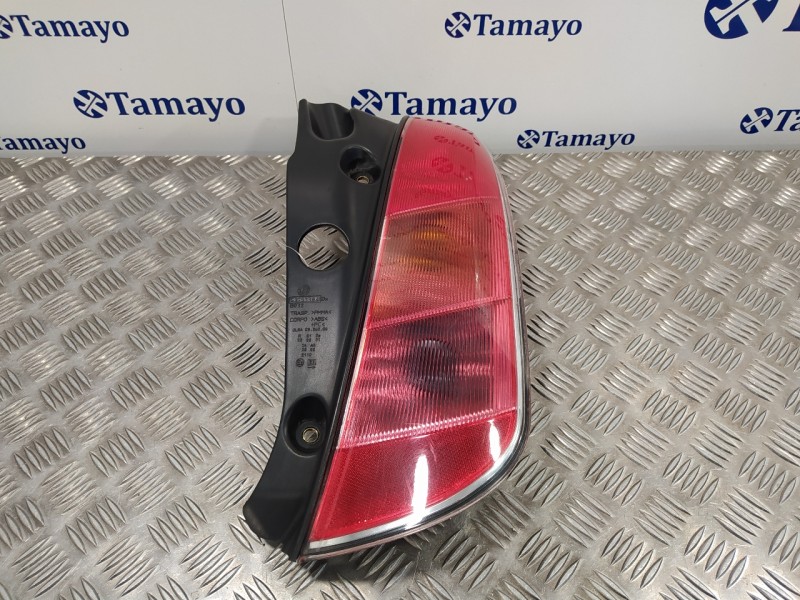 Recambio de piloto trasero derecho para lancia ypsilon (101) 1.4 cat referencia OEM IAM 51753384  