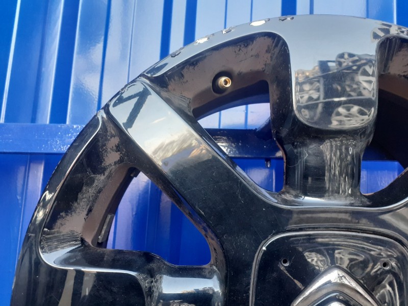 Recambio de llanta para citroën c4 cactus 1.6 e-hdi fap referencia OEM IAM 9800494077  