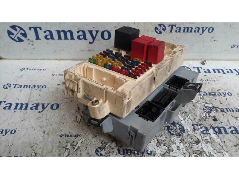 Recambio de caja reles / fusibles para fiat stilo (192) 1.9 jtd cat referencia OEM IAM 5012098  