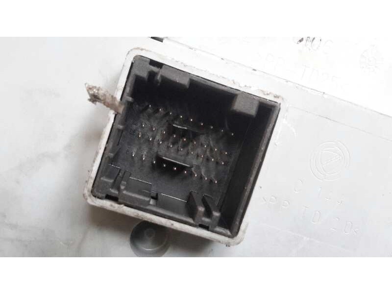 Recambio de caja reles / fusibles para fiat stilo (192) 1.9 jtd cat referencia OEM IAM 5012098  