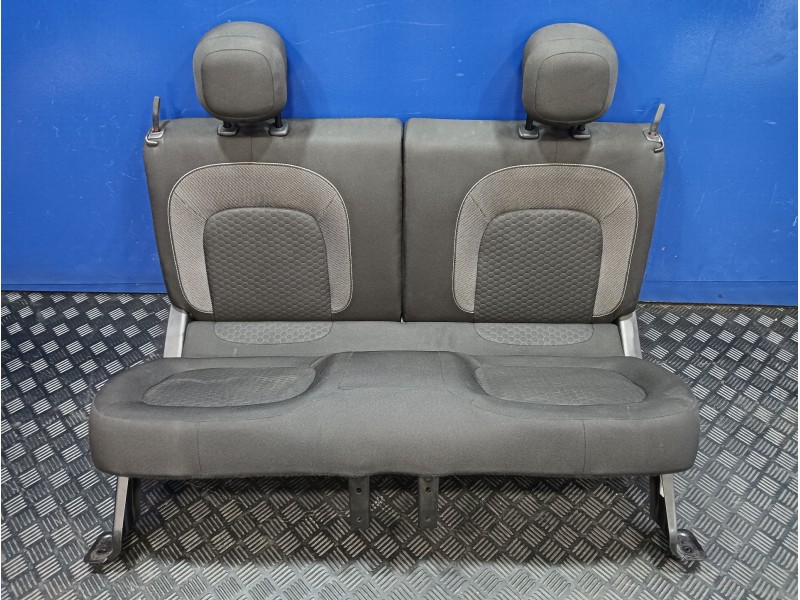 Recambio de asientos traseros para smart forfour eq referencia OEM IAM   