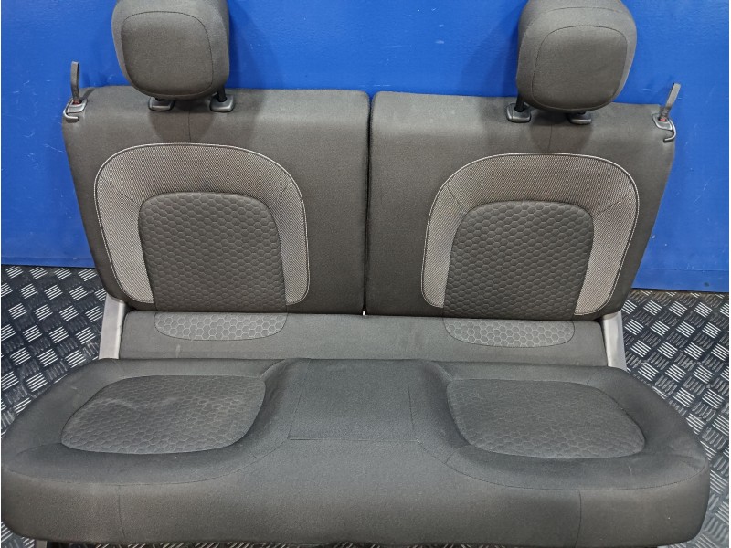 Recambio de asientos traseros para smart forfour eq referencia OEM IAM   