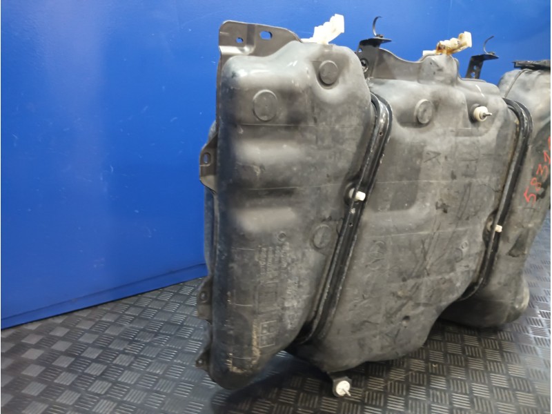 Recambio de deposito combustible para toyota proace referencia OEM IAM 9811260780  