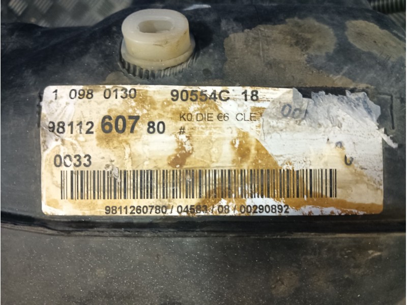Recambio de deposito combustible para toyota proace referencia OEM IAM 9811260780  