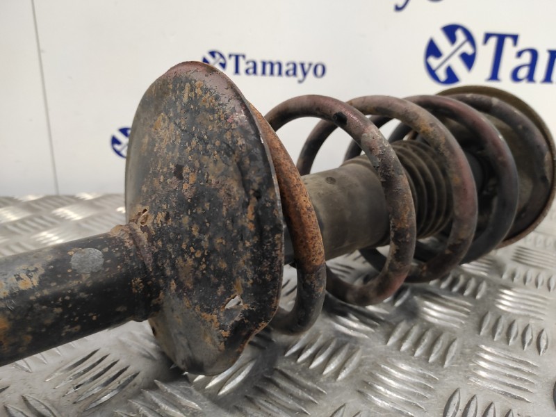 Recambio de amortiguador delantero izquierdo para dacia sandero 1.4 cat referencia OEM IAM   