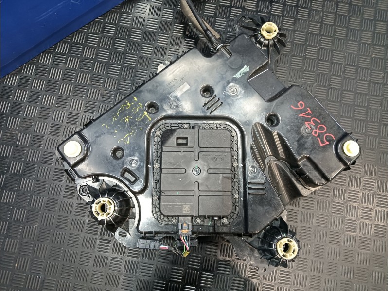 Recambio de deposito adblue para toyota proace referencia OEM IAM P1001375  