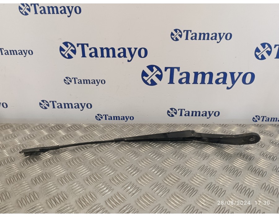 Recambio de brazo limpia delantero izquierdo para land rover freelander (lr2) 2.2 td4 cat referencia OEM IAM 6H5217526AA  