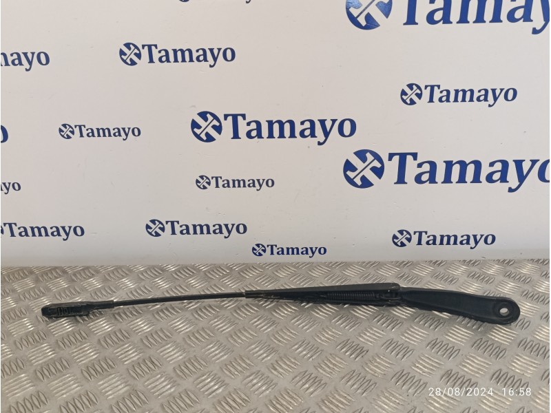 Recambio de brazo limpia delantero derecho para land rover freelander (lr2) 2.2 td4 cat referencia OEM IAM 6H5217527AA  