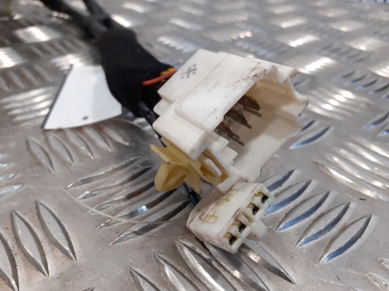 Recambio de mando multifuncion para kia carnival ii 2.9 crdi cat referencia OEM IAM 469310  