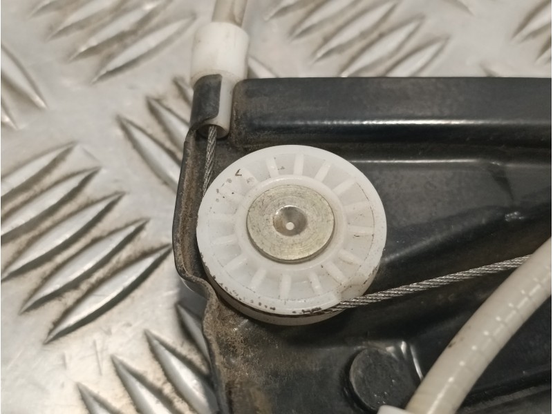 Recambio de elevalunas delantero derecho para volkswagen polo (6r1) 1.6 tdi referencia OEM IAM 6R0959802K E850201005 0130822530