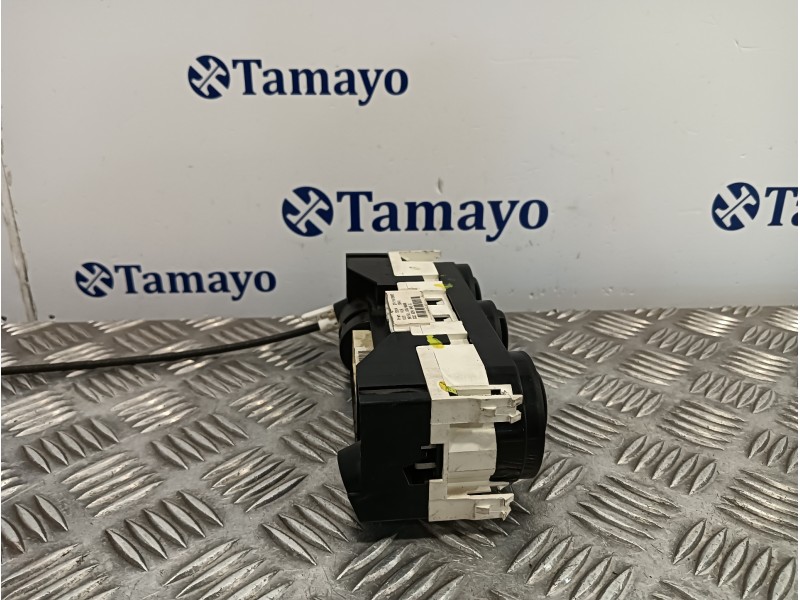 Recambio de mando climatizador para volkswagen polo (9n3) 1.9 tdi referencia OEM IAM 6Q0820045G  901511880006