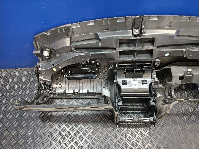 Recambio de salpicadero para audi q7 (4l) 3.0 v6 24v tdi referencia OEM IAM 4L1858041 4L0857969 4L0857970