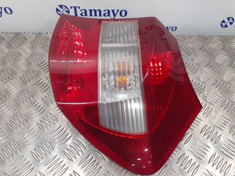 Recambio de piloto trasero derecho para bmw serie 1 berlina (e81/e87) referencia OEM IAM   