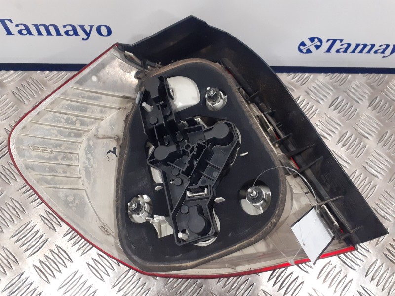 Recambio de piloto trasero derecho para bmw serie 1 berlina (e81/e87) referencia OEM IAM   