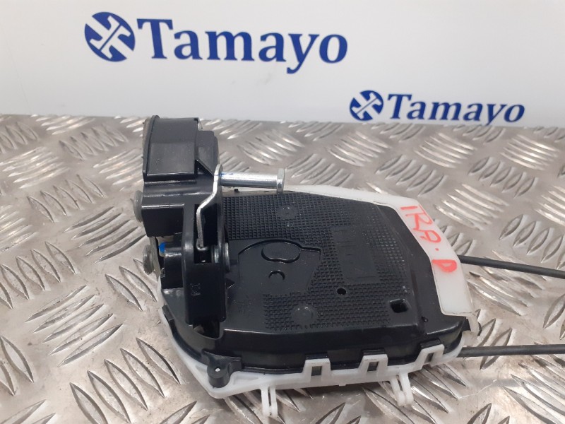 Recambio de cerradura puerta trasera derecha para toyota yaris 1.3 16v cat referencia OEM IAM   