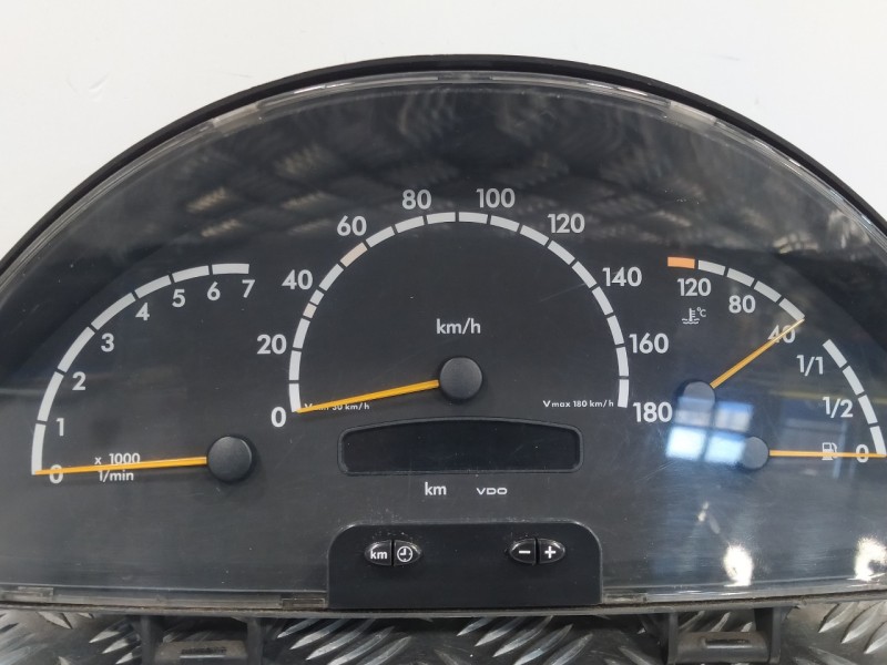Recambio de cuadro instrumentos para mercedes-benz sprinter chasis-cabina 411cdi referencia OEM IAM A0014460721  110008929036