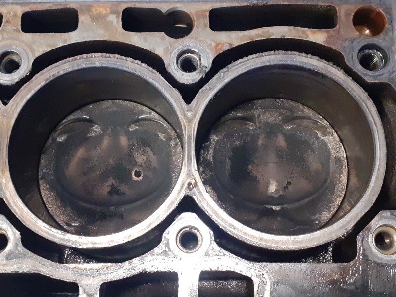 Recambio de bloque para audi a3 (8p) 1.4 16v tfsi referencia OEM IAM 03C021  