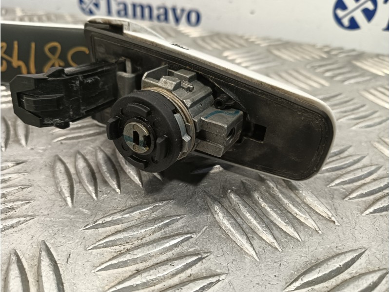 Recambio de maneta exterior delantera izquierda para land rover discovery sport referencia OEM IAM 30784963  