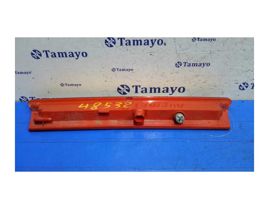 Recambio de luz central de freno para ford fiesta (ccn) 1.5 tdci cat referencia OEM IAM 8A6113A613A  