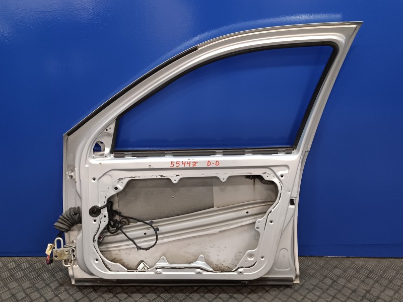 Recambio de puerta delantera derecha para volkswagen golf iv berlina (1j1) 1.9 tdi referencia OEM IAM   