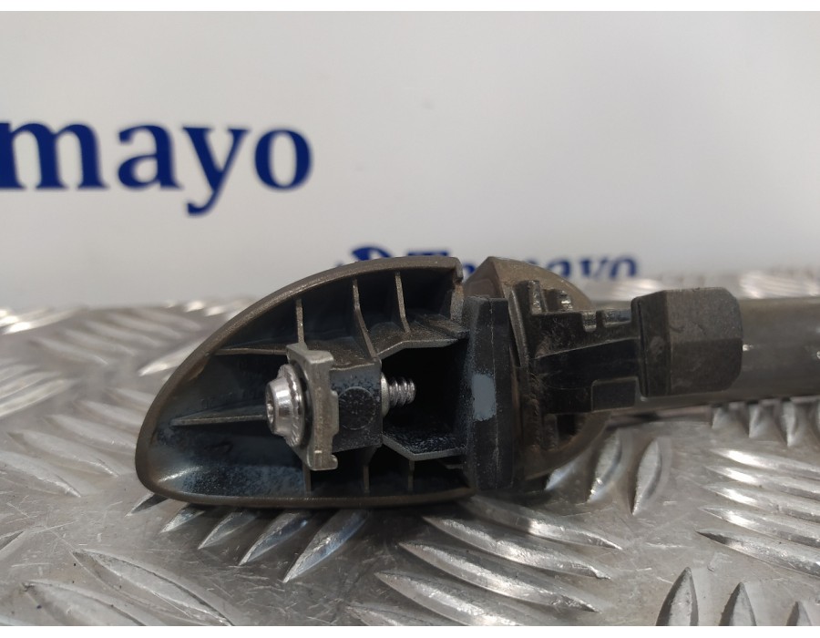 Recambio de maneta elevalunas trasera derecha para mercedes-benz clase a (w169) 1.5 cat referencia OEM IAM A1697660002  